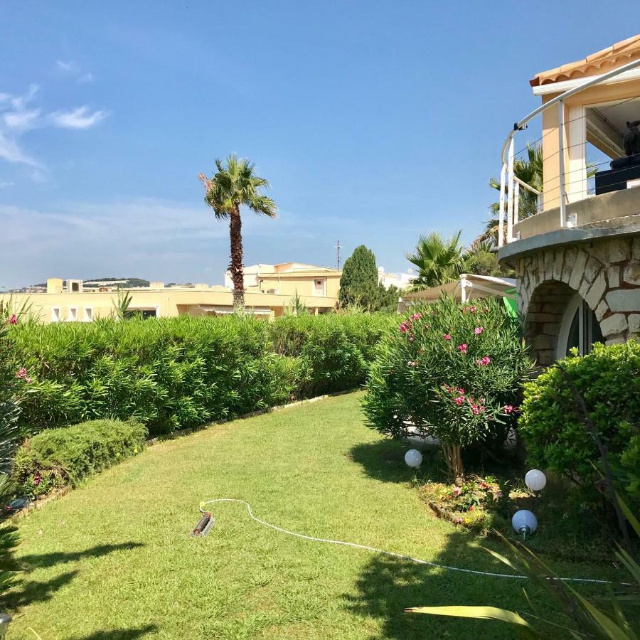 Villa Sandor Sanary-sur-Mer Exterior foto